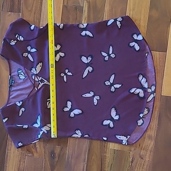 Size medium Dynamite blouse - Picture 5 of 7